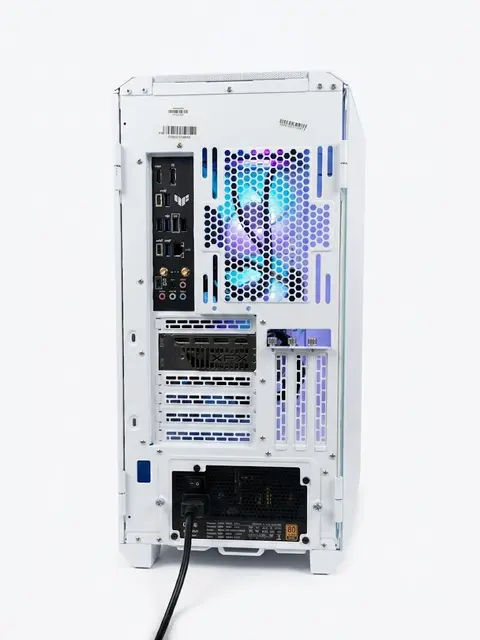 Kraftig PC RX 6800 XT Ryzen 9, 32GB RAM, 2TB SSD, WiFi 