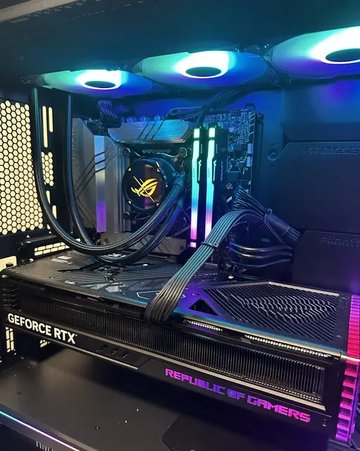 Kraftig PC RTX 4090 i9, 64GB RAM, 2TB+2TB SSD, WiFi 