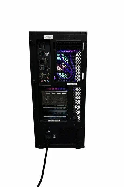 Kraftig PC RTX 4070 Ti Ryzen 7, 32GB RAM, 2TB SSD, WiFi 