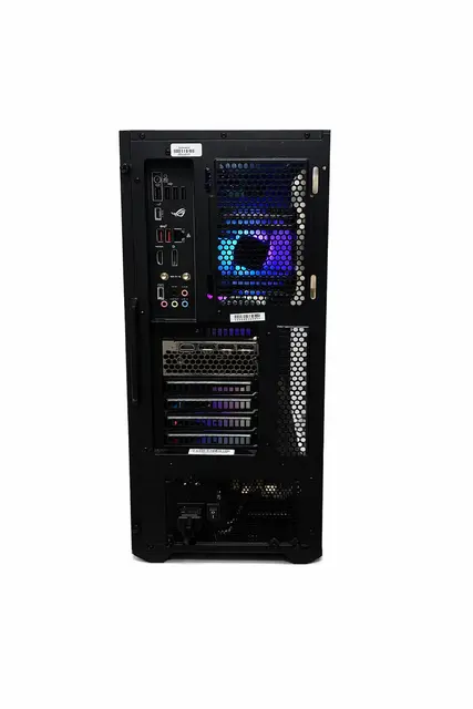 Gaming PC RTX 3070 Ryzen 7, 16GB RAM, 2TB SSD 