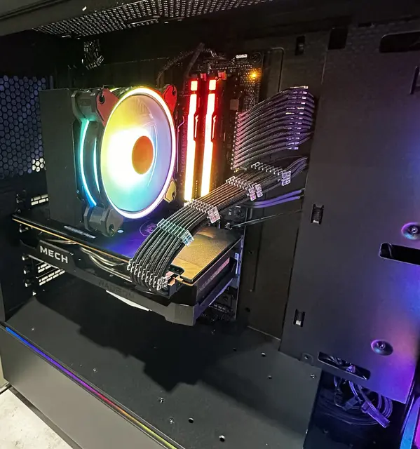 Gaming PC RX 6700 Ryzen 7, 32GB RAM, 2TB SSD, WiFi 