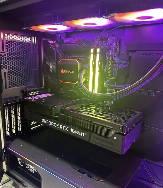 Kraftig PC RTX 4080 i9, 32GB RAM, 2TB SSD 