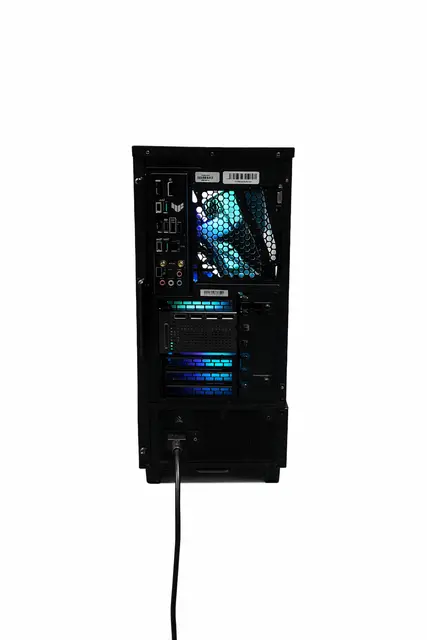 Kraftig PC RTX 4080 Ryzen 7, 32GB RAM, 2TB SSD 