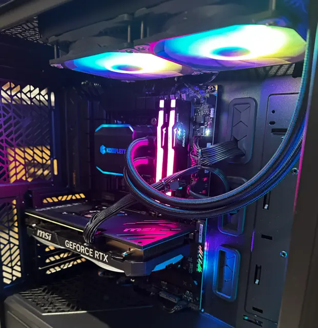 Kraftig PC RTX 4070 i7, 32GB RAM, 2TB SSD, WiFi 