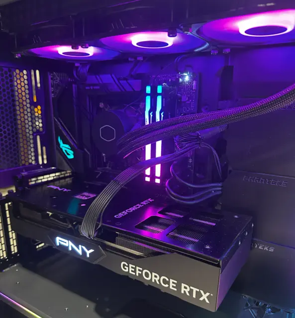 Kraftig PC RTX 4080 i9, 32GB RAM, 2TB SSD 